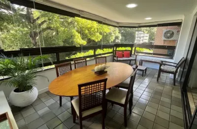 Maravilhoso 4 suítes com 230m2 no alto do itaigara, em um nobre condomínio