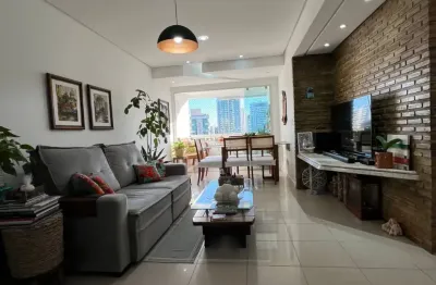 Oportunidade 3 quartos sendo 1 suite andar alto no coracao do costa azul