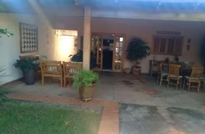 Casa à venda no Presidente Roosevelt, Uberlândia 