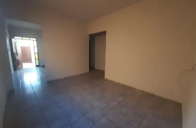 Casa para venda em uberlândia, planalto, 3 dormitórios, 1 suíte, 2 banheiros, 3 vagas