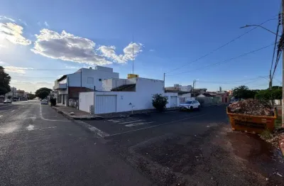 Casa para venda em uberlândia, santa mônica, 3 dormitórios, 2 banheiros, 2 vagas