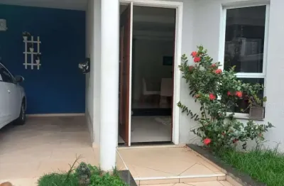 Casa a venda em indaiatuba. duas suítes e mais um dormitório no andar inferior