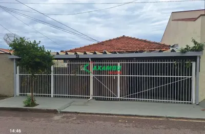 Casa terreá com 02 quartos para venda - pacaembu - jundiaí - sp
