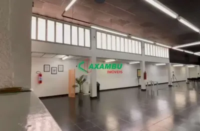 Excelente oportunidade de locação de galpão comercial no centro de jundiaí-sp: 2 banheiros, 3 vagas de garagem, 461m² de área.