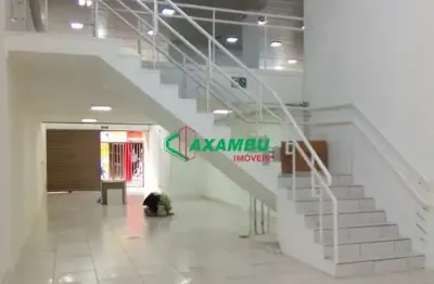 Salão comercial de alto padrão no centro - jundiaí - sp: 01 salão, 03 banheiros, sendo 01 para cadeirante - 250m² de área construída.