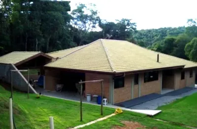 Casa em condomínio, com at: 5.444,00m2 e ac: 380,00m2, com 03 suítes, bairro caxambu - jundiaí - sp