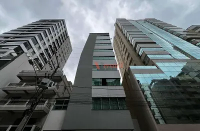 Apartamento 03 dormitórios (01 suíte) mobiliado, meia praia, itapema - sc