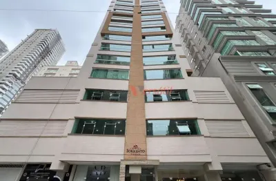 Apartamento com 3 quartos à venda na Rua 292, 174, Meia Praia, Itapema