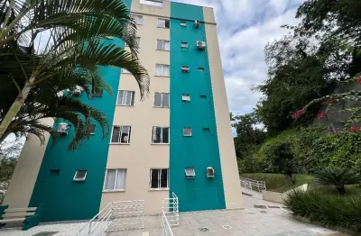 Vende-se apto com 02 dorm., mobiliado floresta joinville.