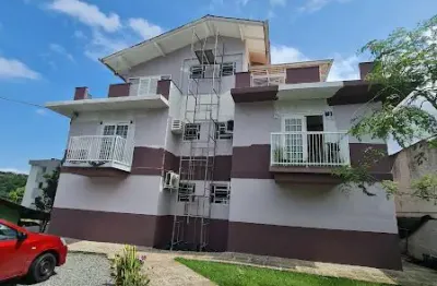 Apartamento com 2 quartos para alugar na Rua Emílio Germano Riesenberg, 497, Glória, Joinville
