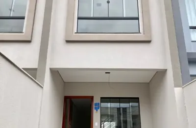 Lindo sobrado geminado novo com piscina e 3 quartos no costa e silva