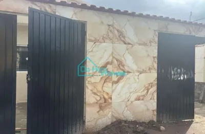 Casa com 2 quartos à venda no Agenor de Campos, Mongaguá  por R$ 230.000