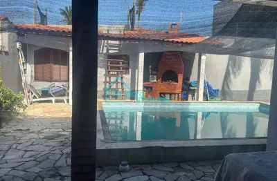 Casa com 2 quartos para alugar em Vera Cruz, Mongaguá  por R$ 2.500