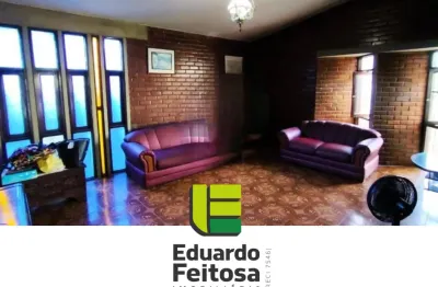 Casa bem localizada em bairro novo olinda - excelente localização.