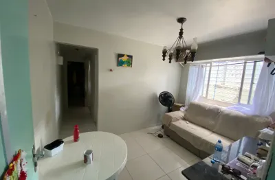 vendo apartamento a vista não aceita financiamento, por 120.000,00 em Olinda com 2 quartos