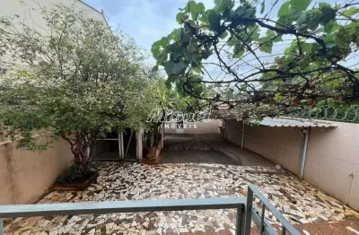 Casa com 3 quartos à venda na Rua Dona Anésia, Jaraguá, Piracicaba