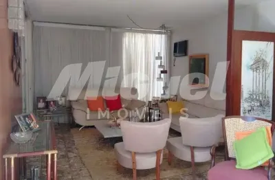 Casa com 5 quartos para alugar na Avenida Saldanha Marinho, Cidade Jardim, Piracicaba