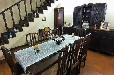 Casa com 4 quartos à venda na Rua Tiradentes, Centro, Piracicaba