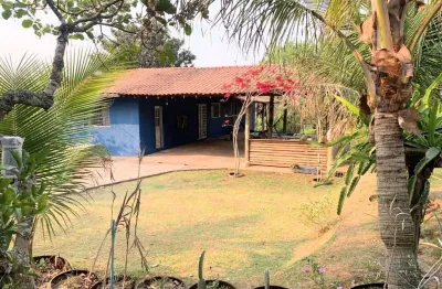 Sítio à venda no parque das varinhas em mogi das cruzes, sp, com 2 dormitórios, sendo 1 suíte.