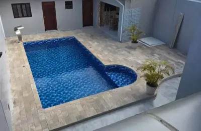 Casa reformada com 5 suítes, piscina e área gourmet na vila oliveira – mogi das cruzes