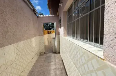 Casa com 3 quartos para alugar no Alto Ipiranga, Mogi das Cruzes 