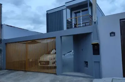 Sobrado novo com 3 dormitórios, 2 suítes e espaço gourmet – mogi das cruzes/sp