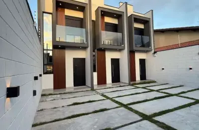 Sobrado com acabamento de alto padrão - 2 suítes à venda no Jardim Camila/ Mogi das Cruzes.