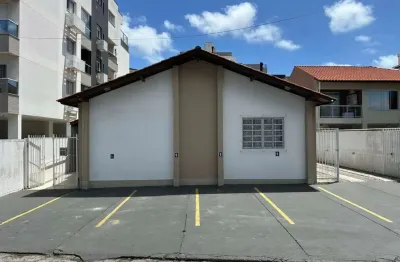 Sala Comercial para Venda em Florianópolis, Ingleses do Rio Vermelho, 2 banheiros, 8 vagas