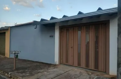 Casa para venda em são sebastião do paraíso, centro, 1 dormitório, 1 banheiro, 2 vagas