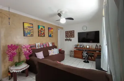 Apartamento à venda com 3 dormitórios, quintal coberto e vaga de garag no bairro da aparecida/santos