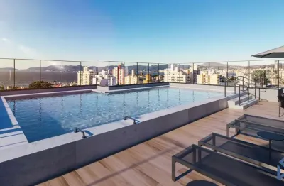 Apartamento com 2 dormitórios sendo 2 suítes, 75m² e 2 vagas em Florianópolis.