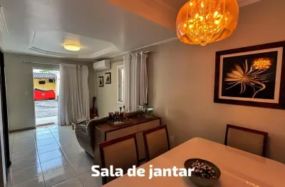 Excelente casa 3 quartos - duplex em ipitanga condomínio a 3 minutos da praia de ipitanga