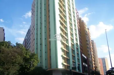 Conjunto de salas com aprox 150m² para locação no centro