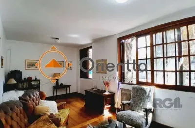 Imobiliária orientta aluga casa de 160m² no bairro moinhos de vento com 4 dormit