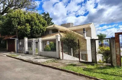 Casa sobrado com 300m² na vila nova de 3 dormitórios e 4 vagas