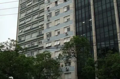 Apartamento 3 quartos, suite, dep de empregada,andar alto,bairro centro