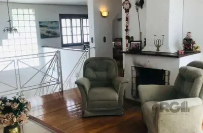 Casa 4 dormitórios à venda bom jesus porto alegre/rs