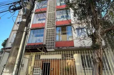 Apartamento de 2 dormitórios no bairro cidade baixa em porto alegre.