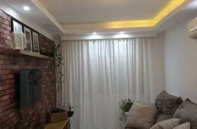 Vende-se excelente apartamento 1 dormitório, peças amplas - 47m² - centro histór