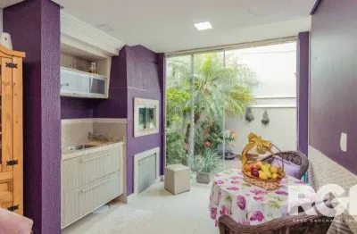 Casa com 5 quartos 240m² privativos no condomínio parque iguaçu. bairro ecoville