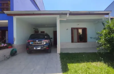 Casa em condomínio fechado com 2 quartos à venda na Rua Ponciano Pacheco da Silveira, 172, Guarujá, Porto Alegre