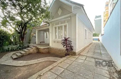 Casa 2 dormitórios à venda petrópolis porto alegre/rs