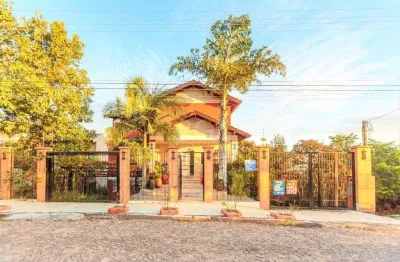 Casa com 3 quartos à venda na Rua Dona Lida Monteiro, 445, Teresópolis, Porto Alegre