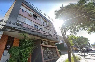 Apartamento 91m² - 3 dormitórios e 2 vagas no bairro petrópolis