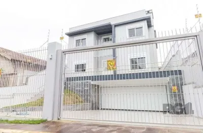 Excelente casa de 254m² com 4 dormitórios sendo 3 suítes.