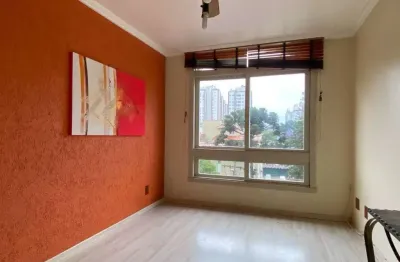 Apartamento ensolarado de 1 dormitório com vaga de garagem, próximo ao iguatemi