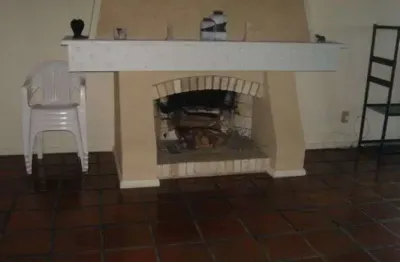 Casa para venda - 216m², 3 dormitórios, sendo 1 suites, 2 vagas - centro