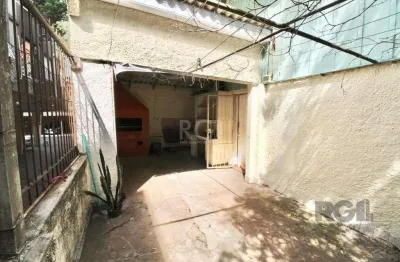 Casa com 2 quartos à venda na Rua Octávio de Souza, 906, Teresópolis, Porto Alegre