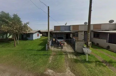 Vende-se ótima casa na praia de imbé, grande oportunidade !!!!!!