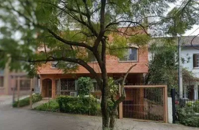 Apartamento de 3 dormitórios e vaga no bairro petrópolis